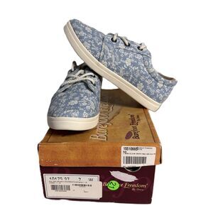 Barefoot Freedom Women NIB Tennis Shoes Sneakers Drew Ruby Blue Floral 7W 7 Wide